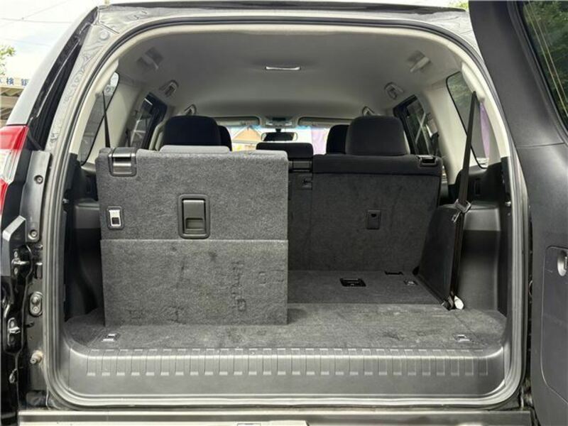 LAND CRUISER PRADO-27