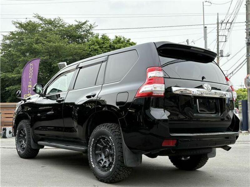 LAND CRUISER PRADO-37