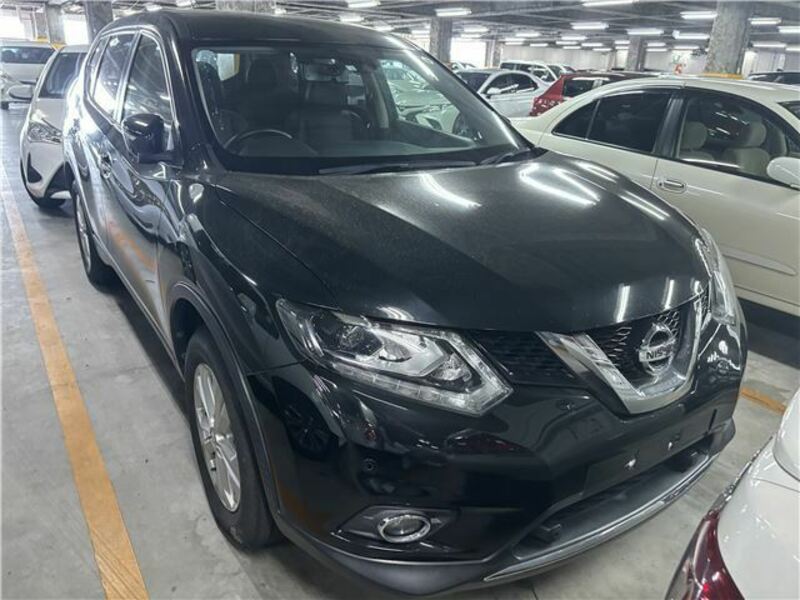 X-TRAIL-1