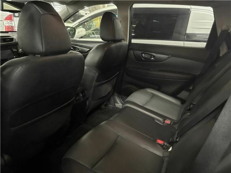 X-TRAIL-5
