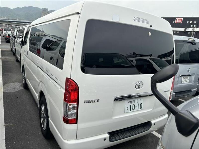 HIACE VAN-1