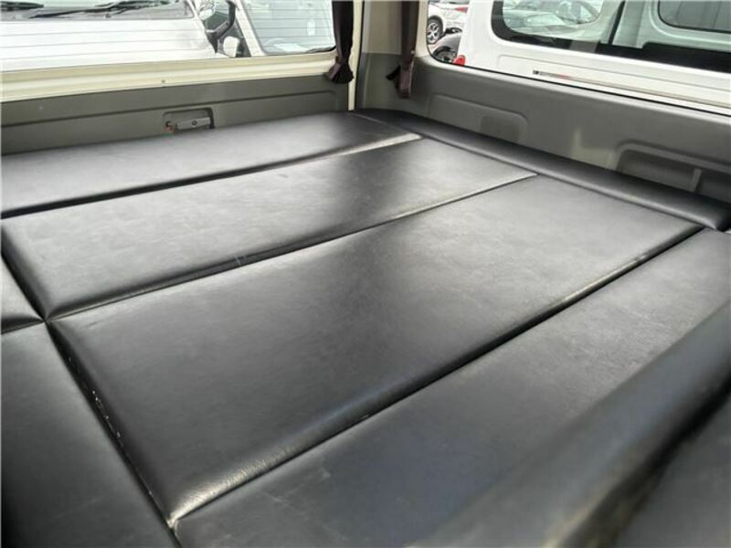 HIACE VAN-10