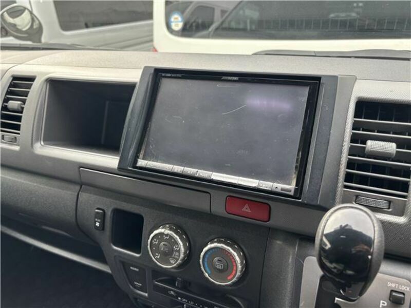 HIACE VAN-12