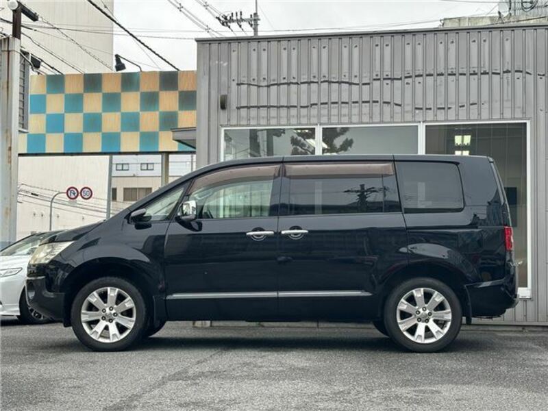 DELICA D5