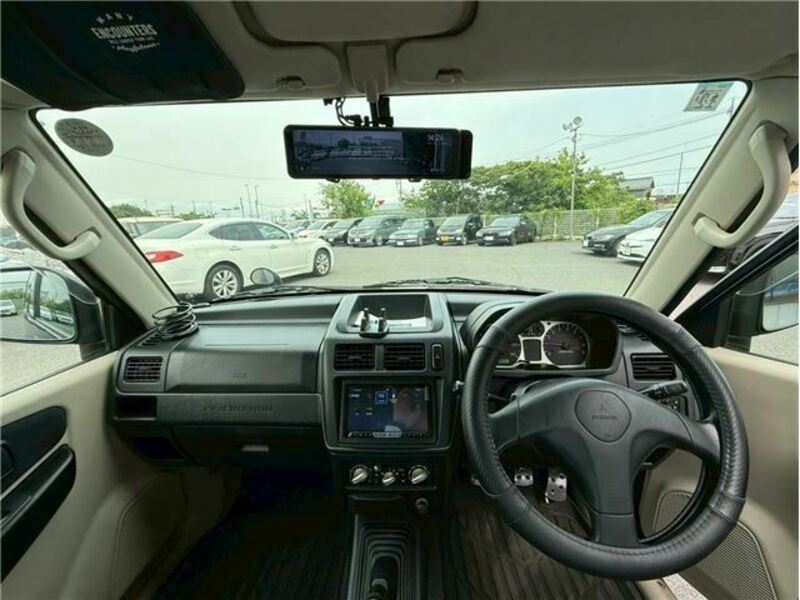 PAJERO MINI