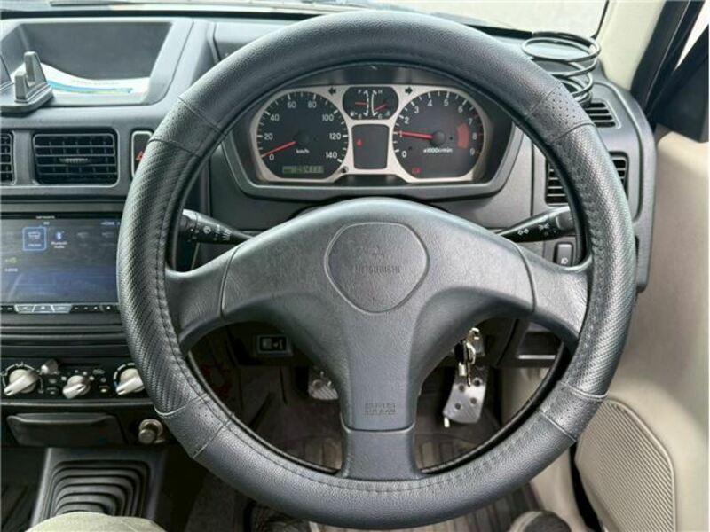PAJERO MINI