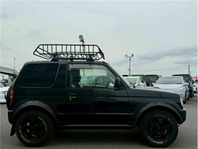 PAJERO MINI