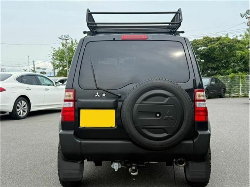 PAJERO MINI