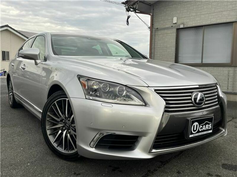 LEXUS　LS