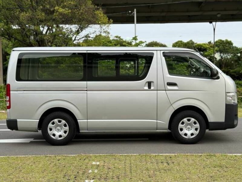HIACE VAN-7