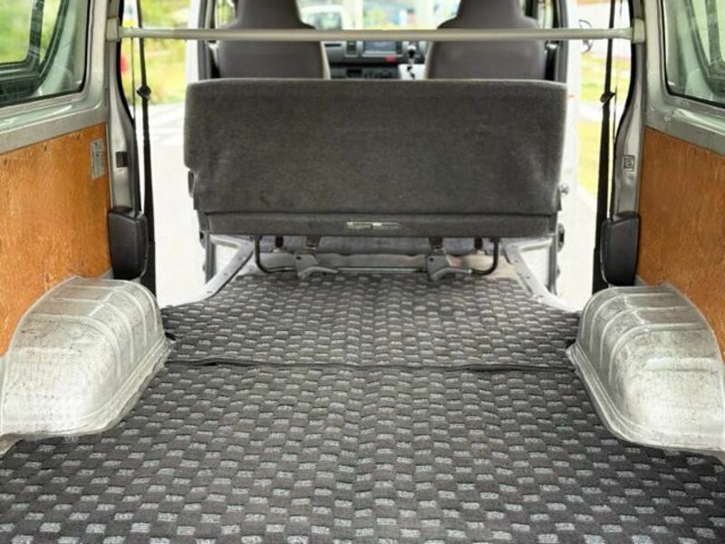 HIACE VAN-19