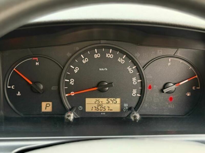 HIACE VAN-22