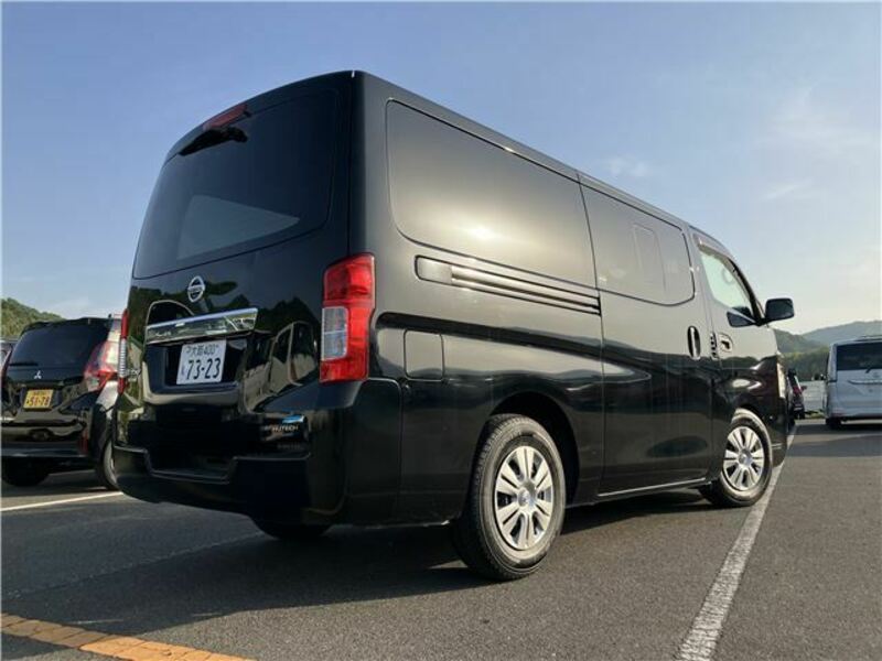 NV350 CARAVAN