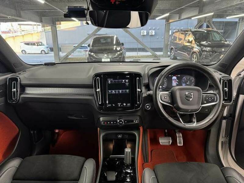 XC40