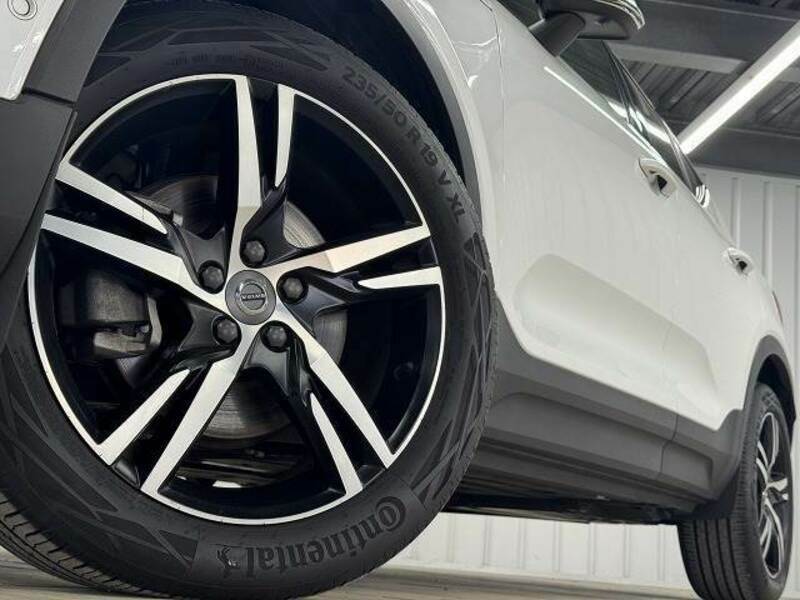 XC40