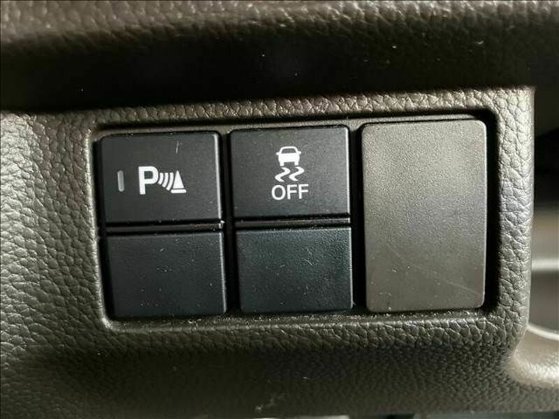N BOX