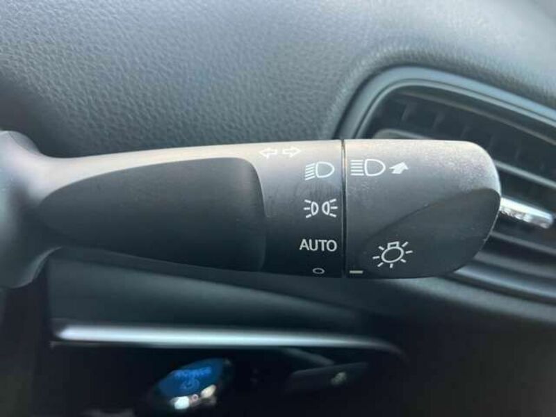 PRIUS-9