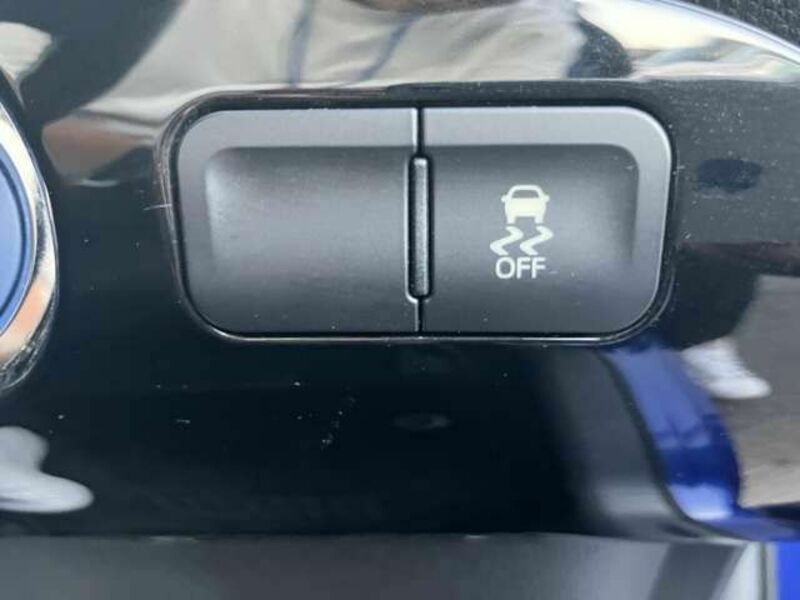 PRIUS-14