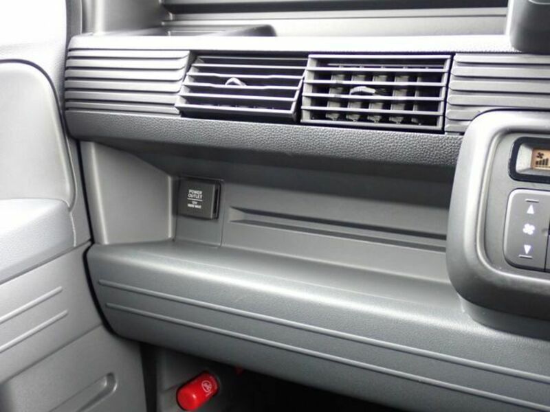 N-VAN