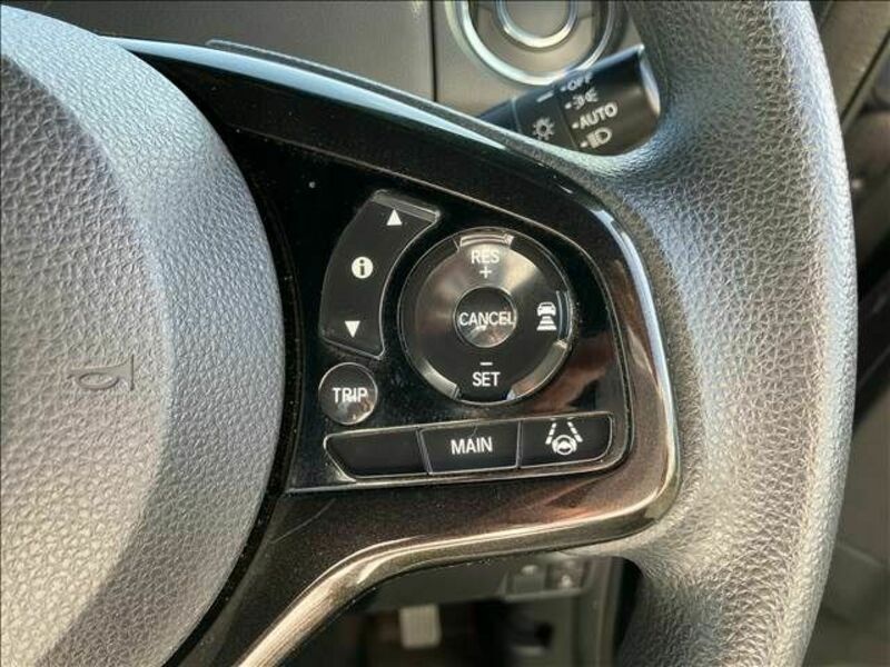 N BOX