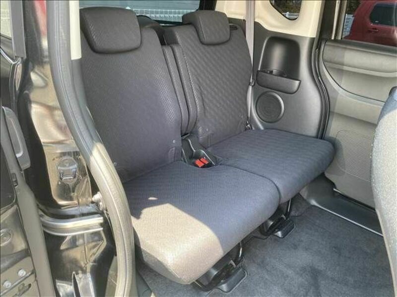 N BOX CUSTOM-17