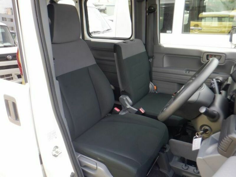 N-VAN