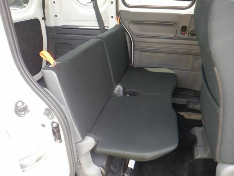 N-VAN