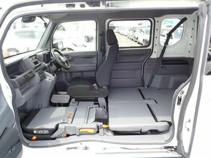 N-VAN