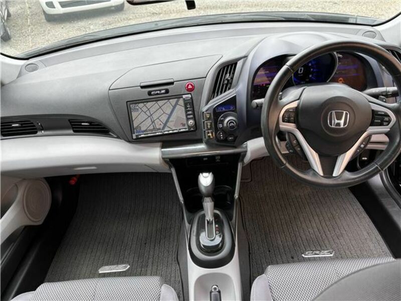 CR-Z-2