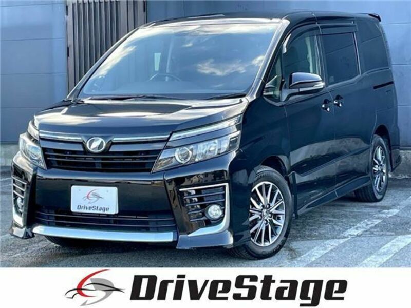 TOYOTA　VOXY