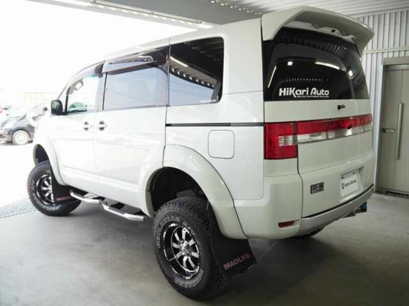 DELICA D5