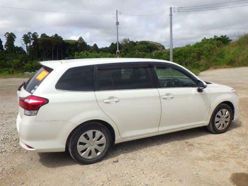 COROLLA FIELDER