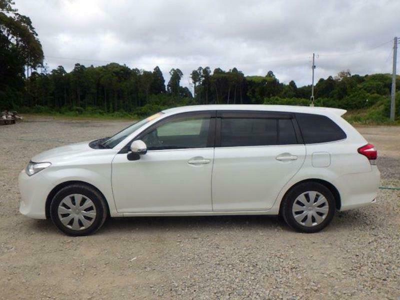 COROLLA FIELDER