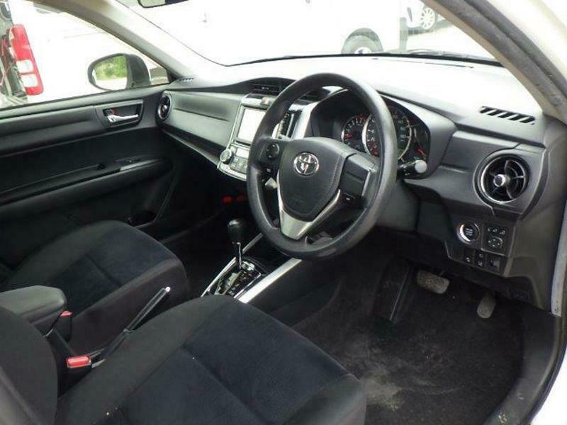 COROLLA FIELDER