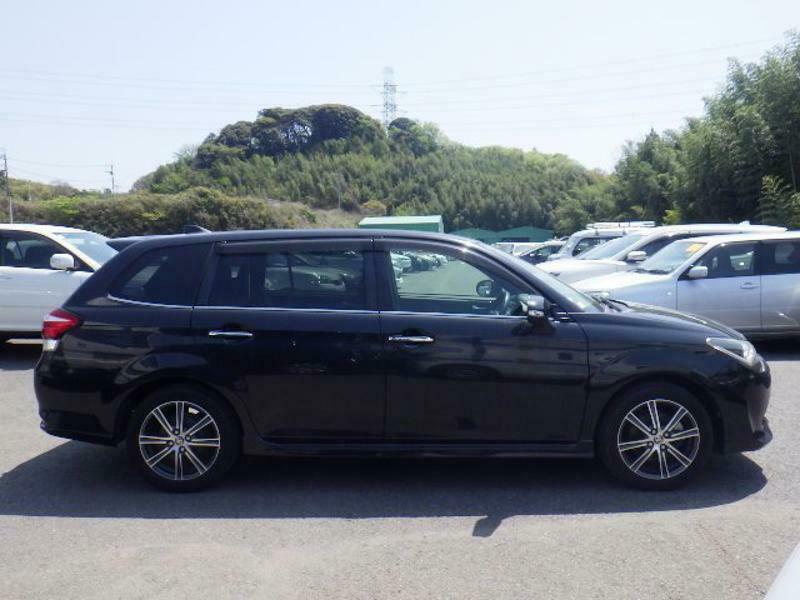 COROLLA FIELDER