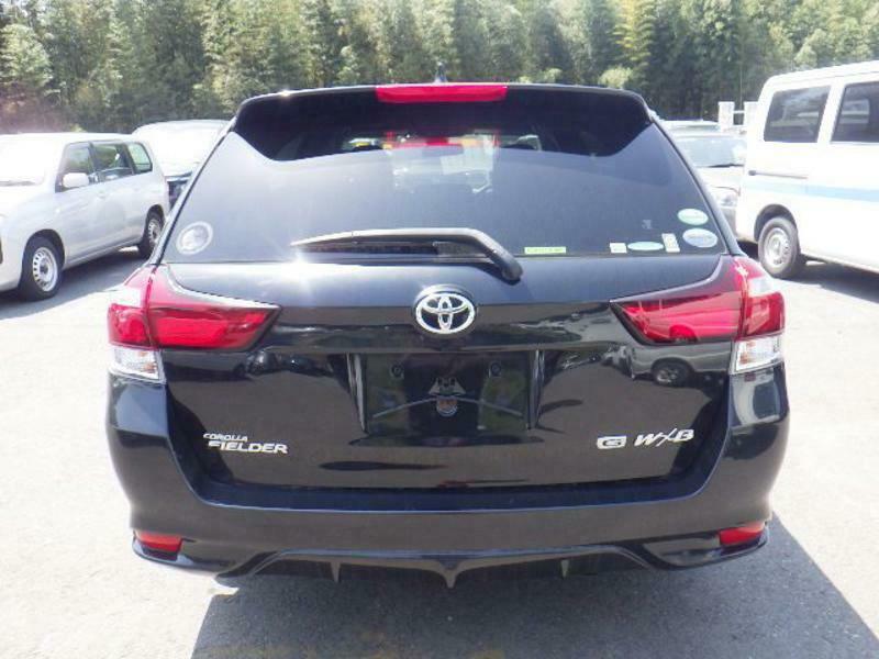 COROLLA FIELDER