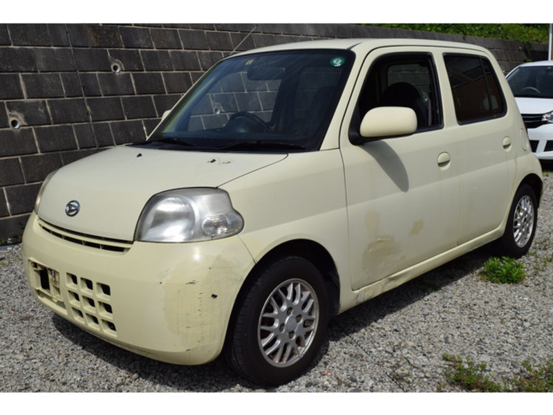 DAIHATSU ESSE