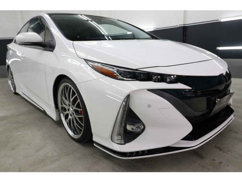 PRIUS PHV