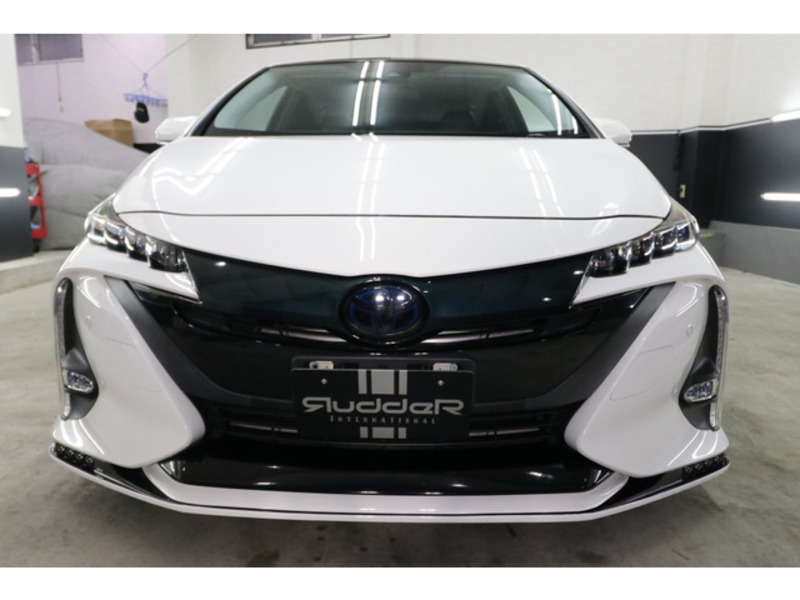 PRIUS PHV
