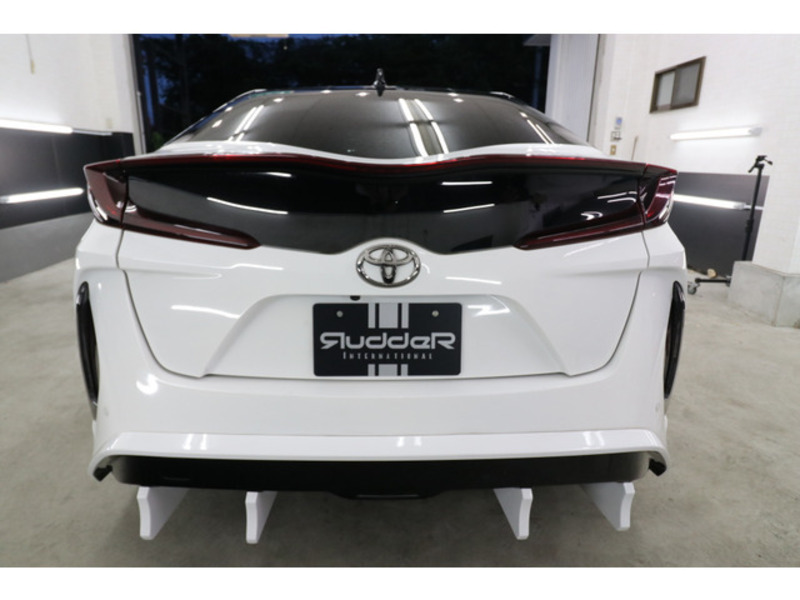 PRIUS PHV