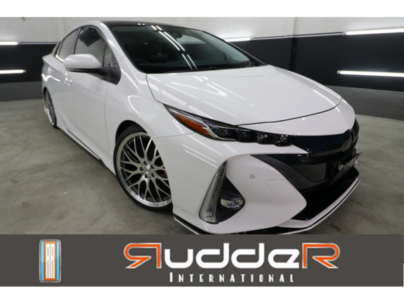 PRIUS PHV