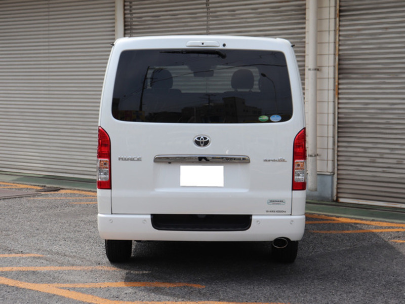 HIACE VAN