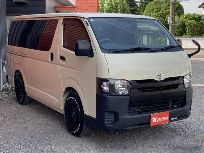 HIACE VAN