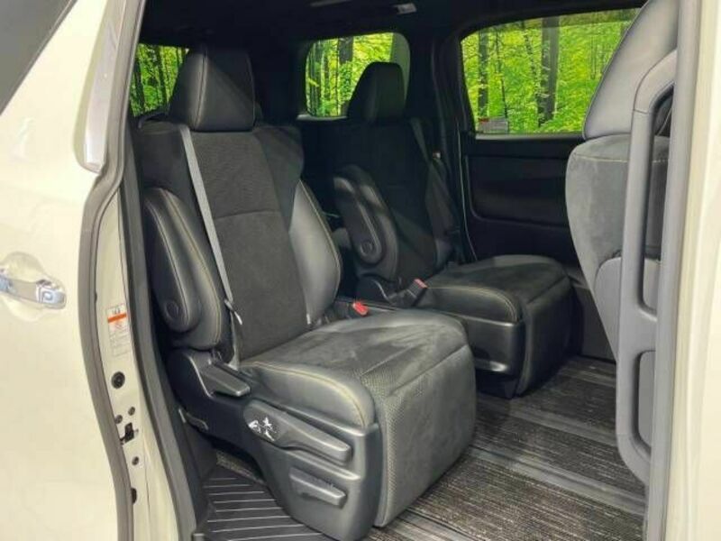 VELLFIRE-9