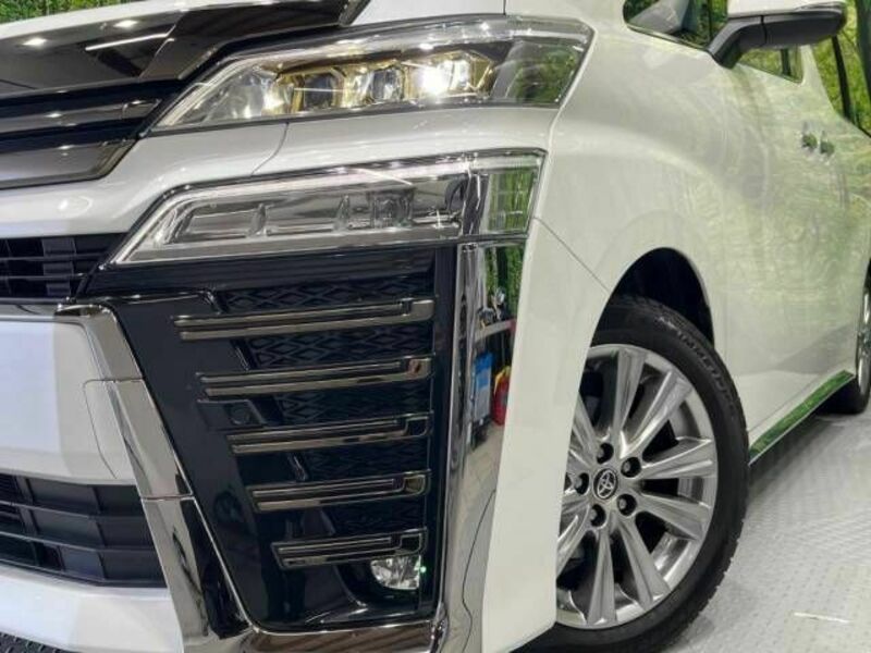 VELLFIRE-13