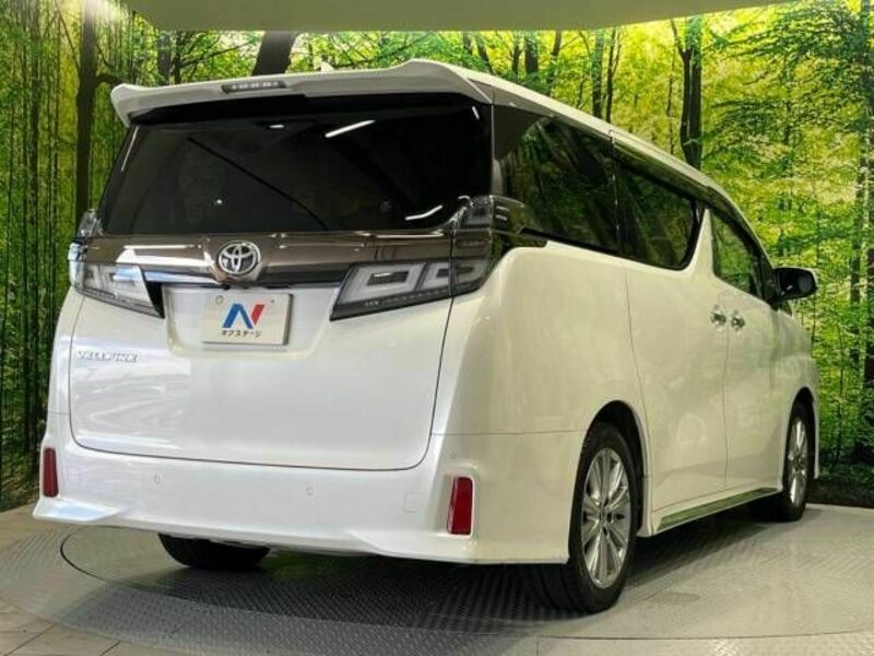 VELLFIRE-18