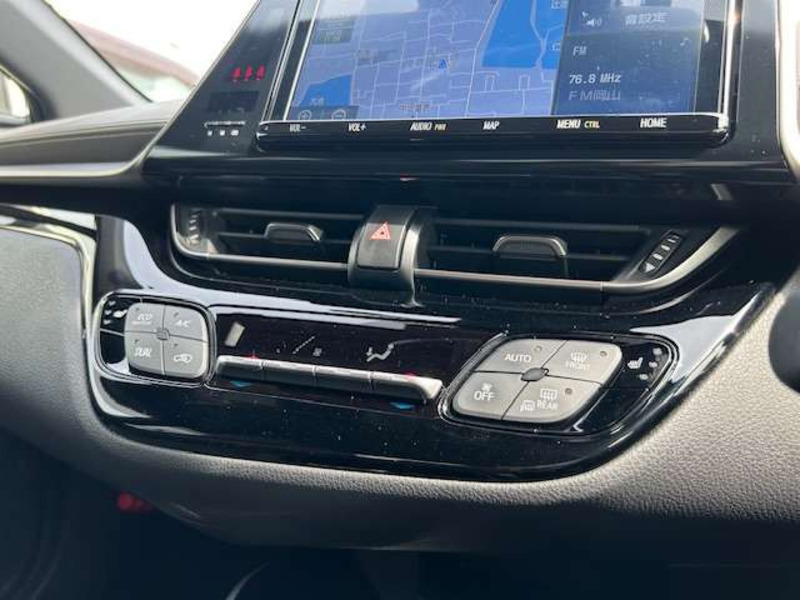 C-HR-12