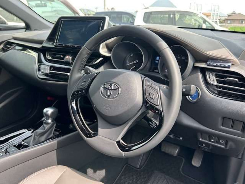 C-HR-10