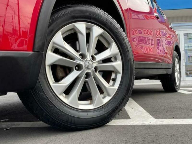 X-TRAIL