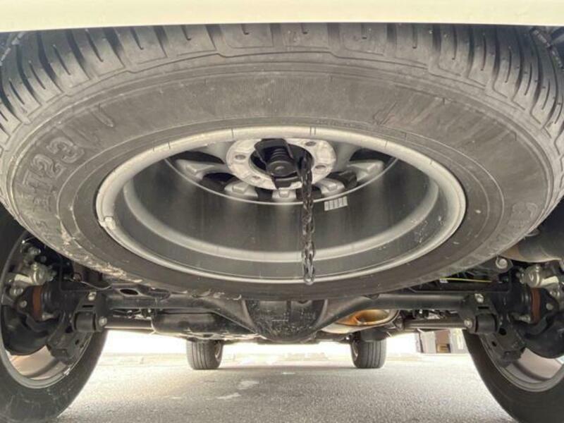 LAND CRUISER PRADO-18